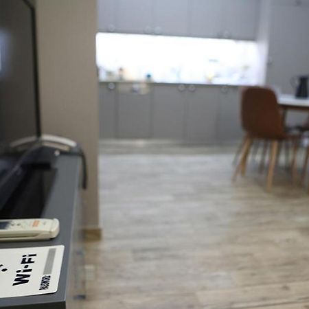 Όμορφο Διαμέρισμα Σε Διατηρητέο Κτίσμα Στην Αθήνα Eksteriør billede